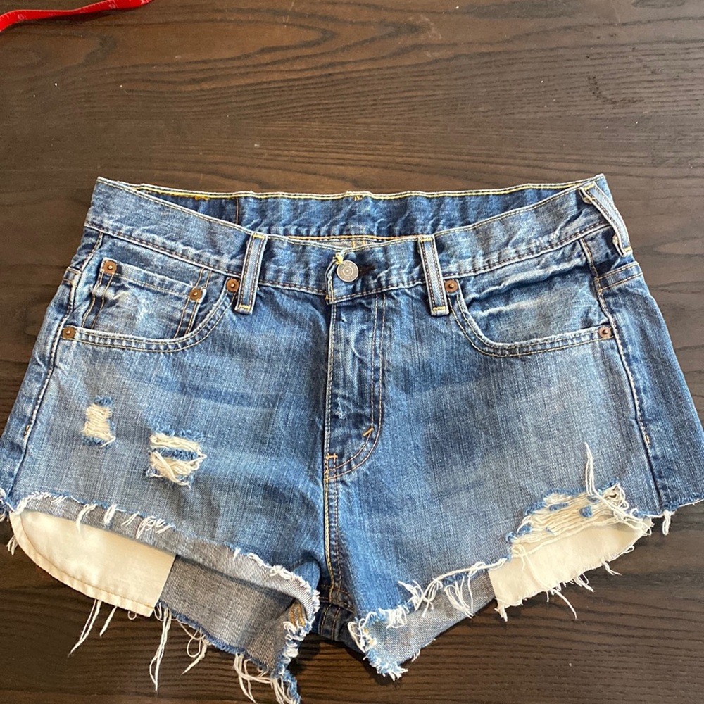 Levi’s cut off shorts sz. 30 waist.